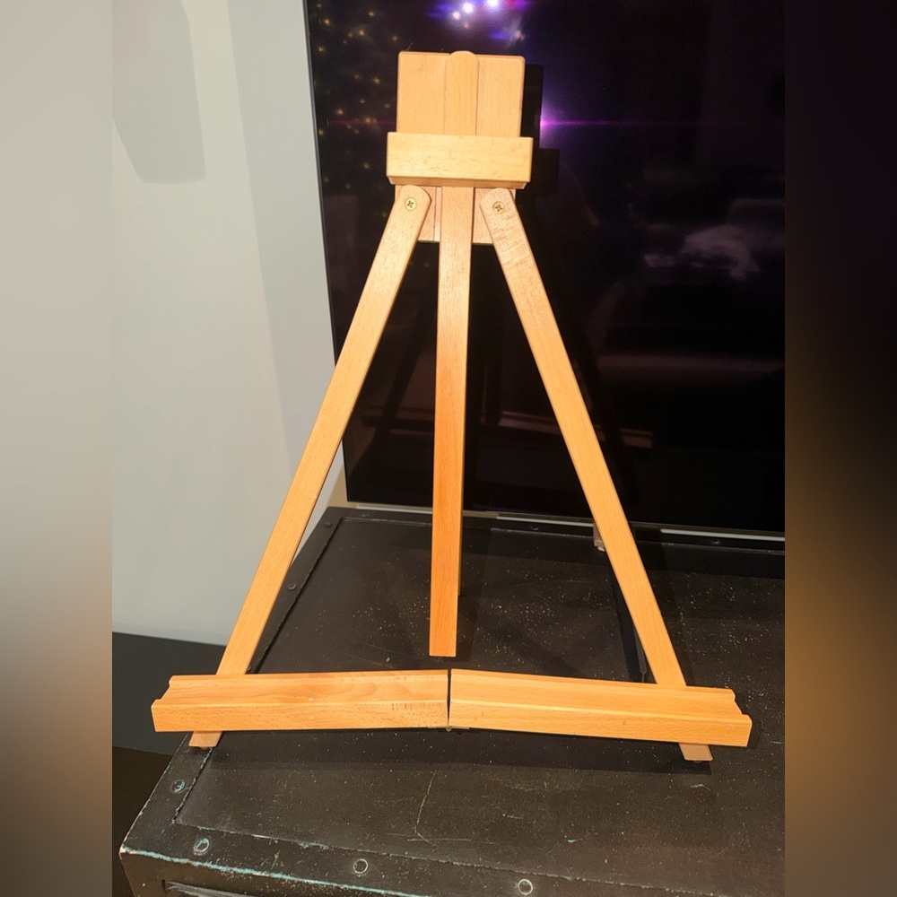 Wood Table Top Easel Display Tripod Stand Painting or Display Art Foldable